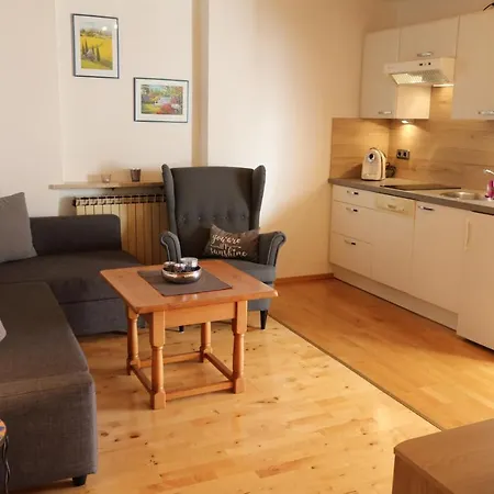 Haus Poeckl Apartmán *